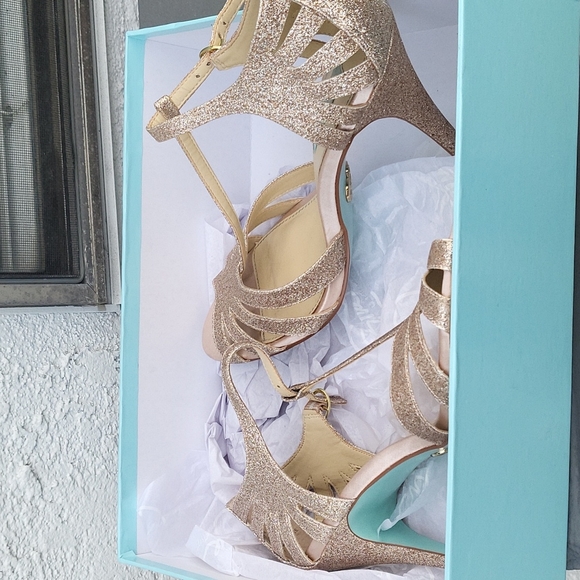 Blue by Betsy Johnson heels - Picture 8 of 9